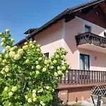 Mit Charme In Pinsdorf
