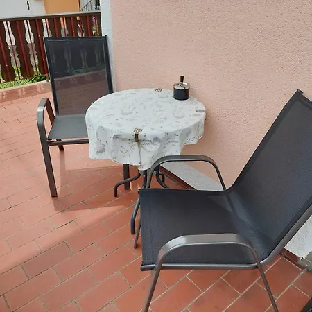 Διαμέρισμα Mit Charme In Pinsdorf