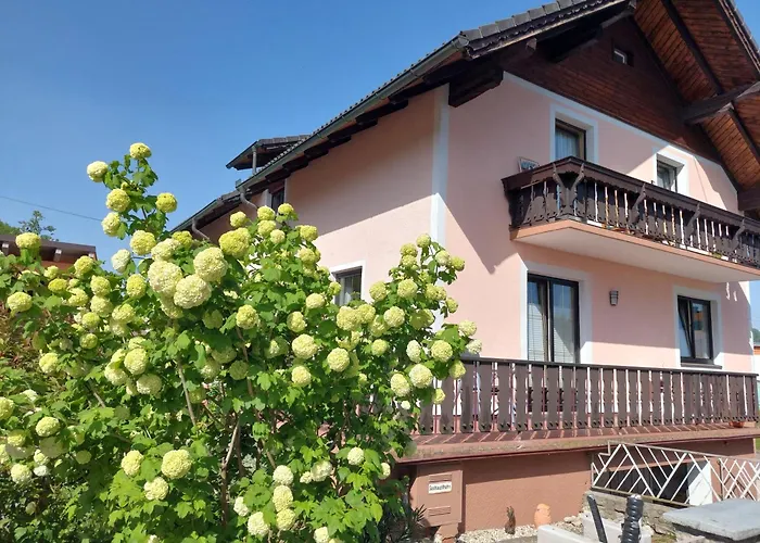 Mit Charme In Pinsdorf