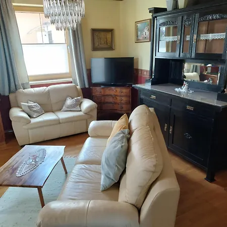 Mit Charme In Apartament